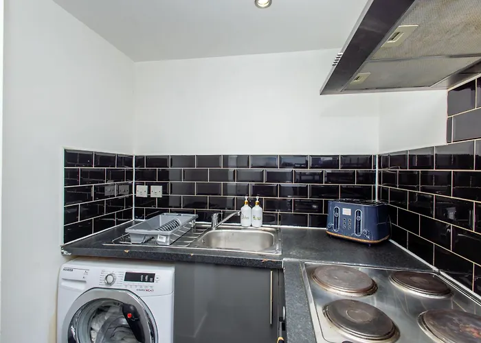 Semesterbostad Modern Cozy Flat 6 Mins To Parking & Wifi *