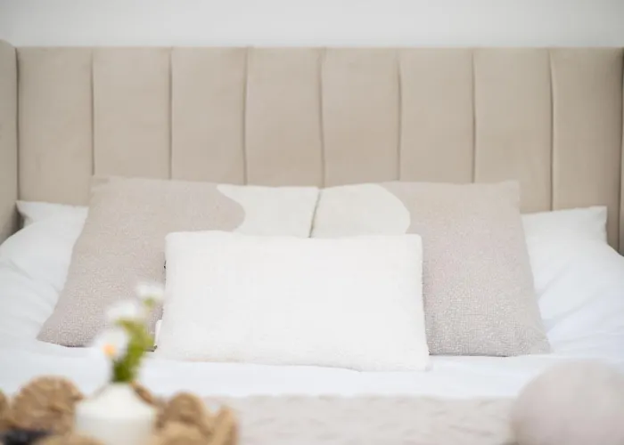 Дом отдыха Modern Cozy Flat 6 Mins To Parking & Wifi